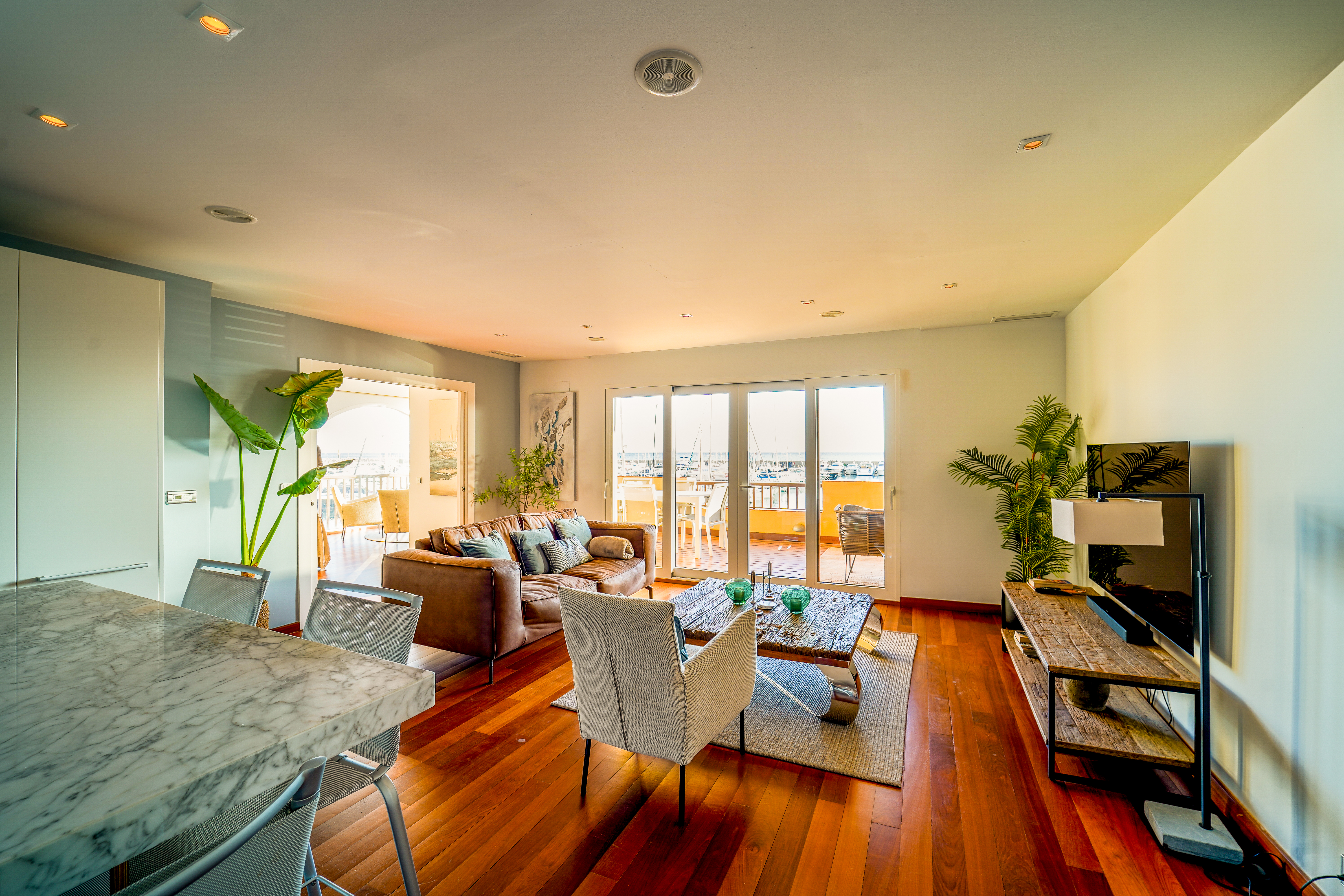 Exclusive Apartment in the Port