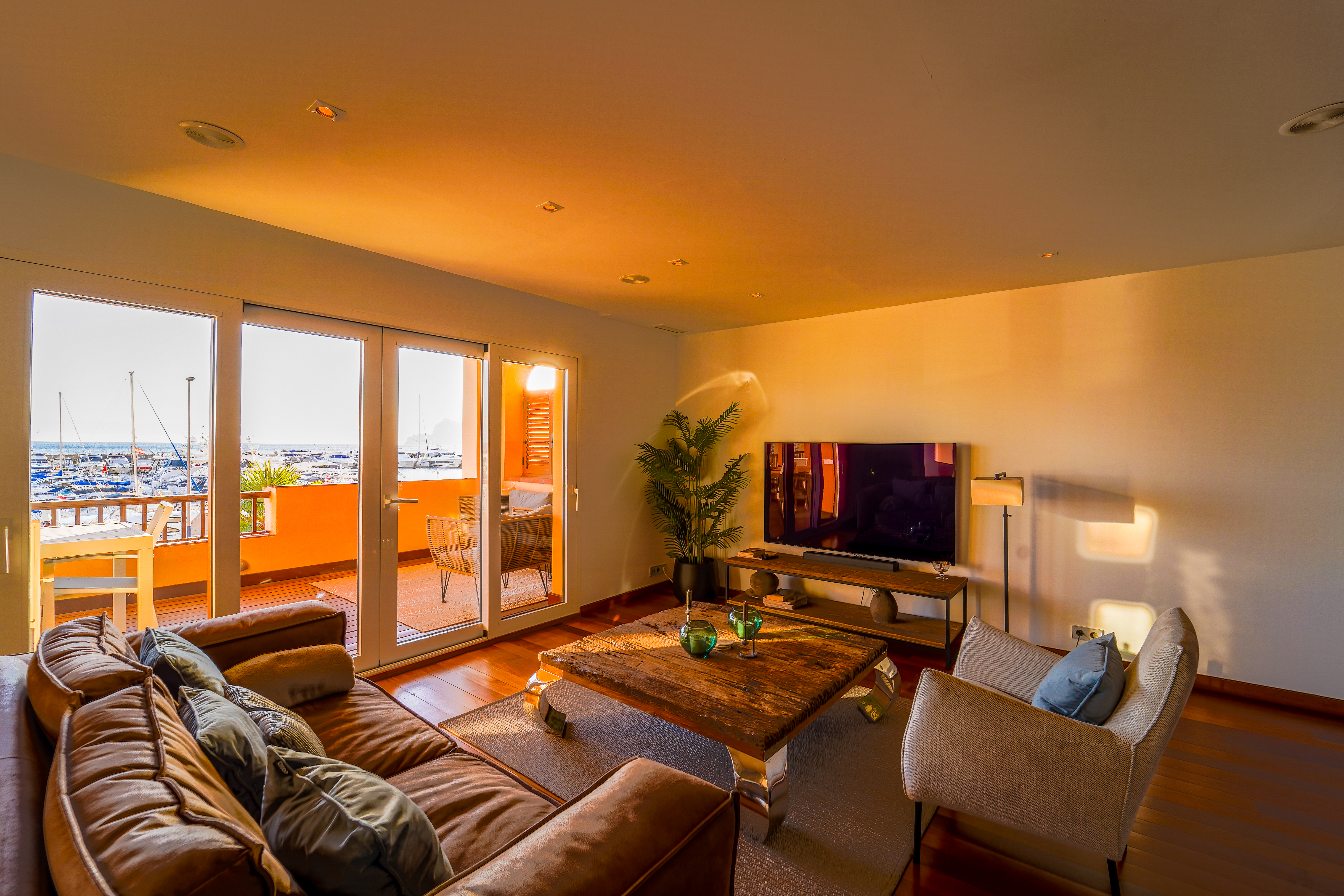 Exclusive Apartment in the Port
