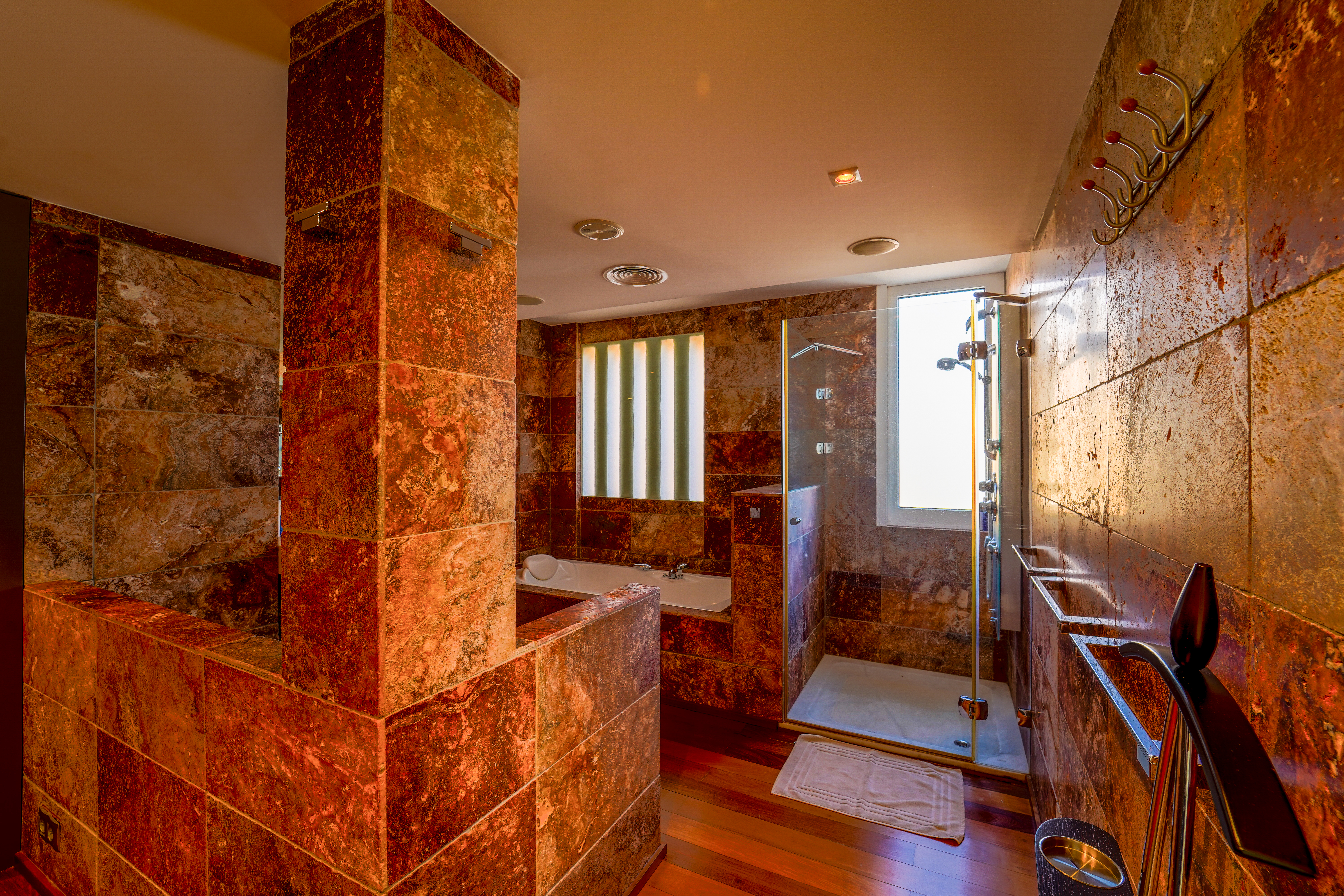 Exclusive Apartment in the Port