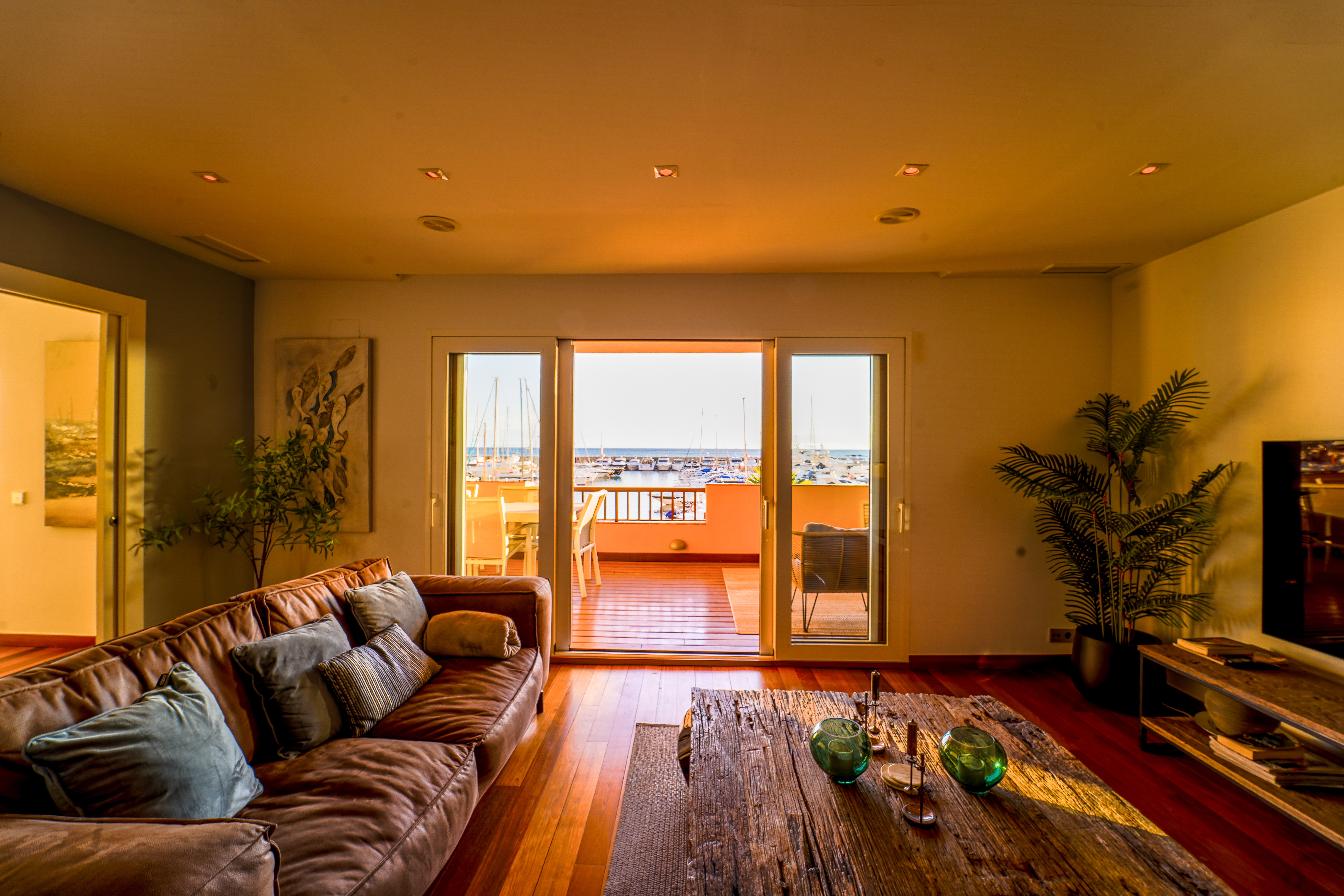Exclusive Apartment in the Port