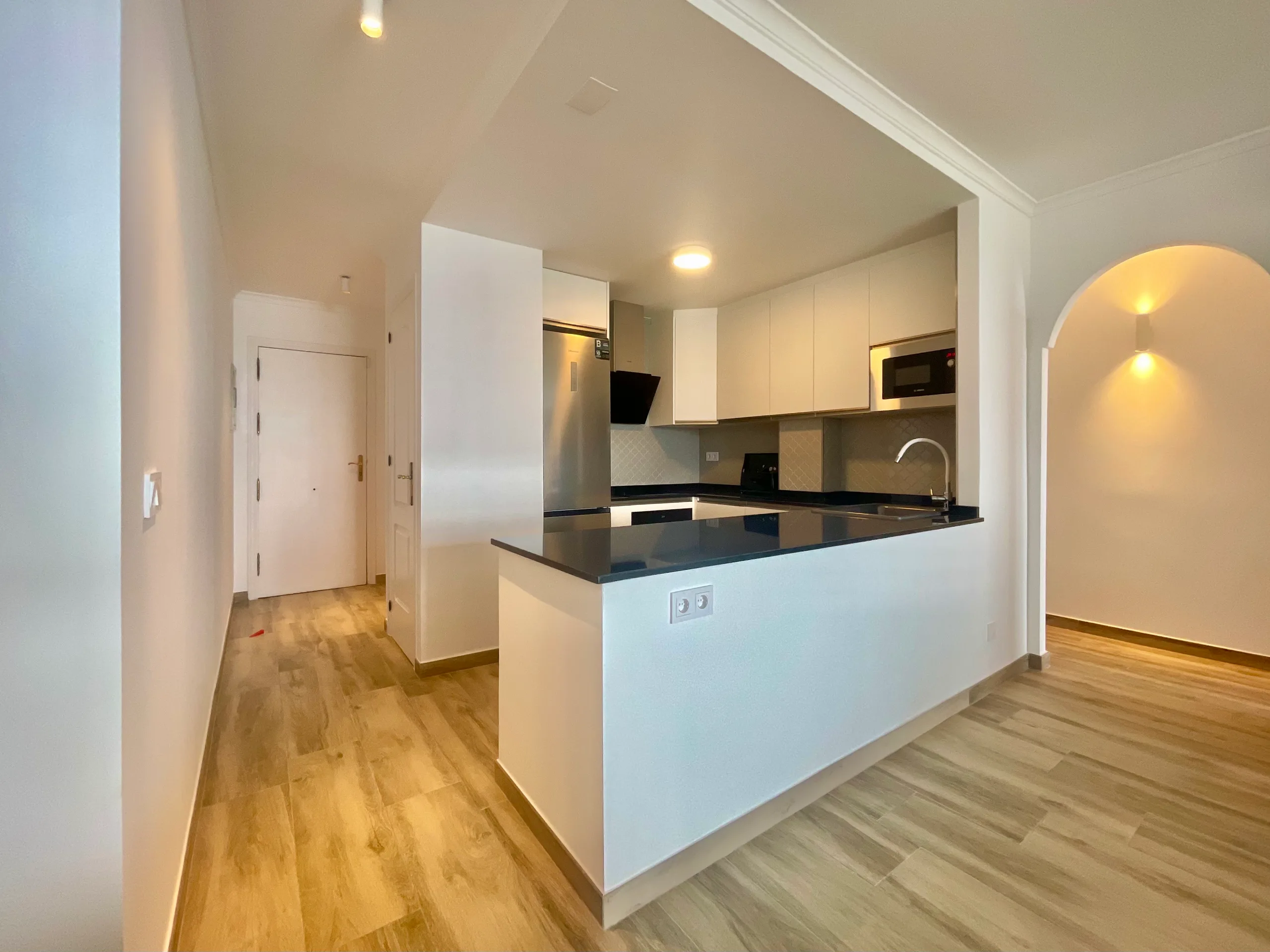 Mascarat First Line 2BR