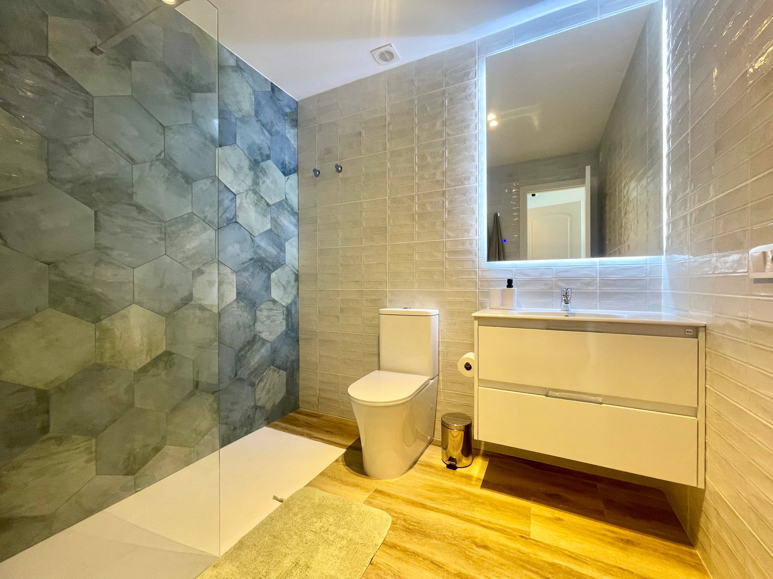 Mascarat First Line 2BR