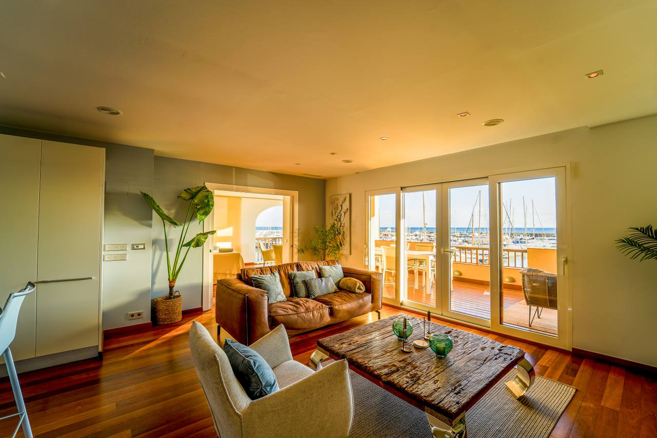 Exclusive Apartment in the Port