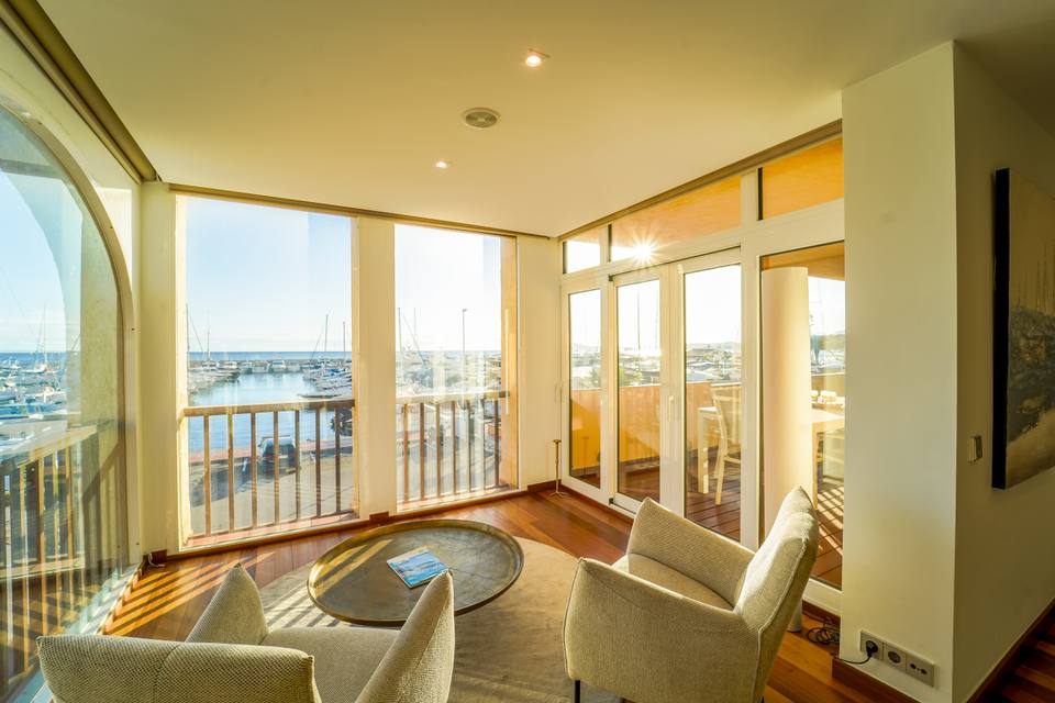 Exclusive Apartment in the Port