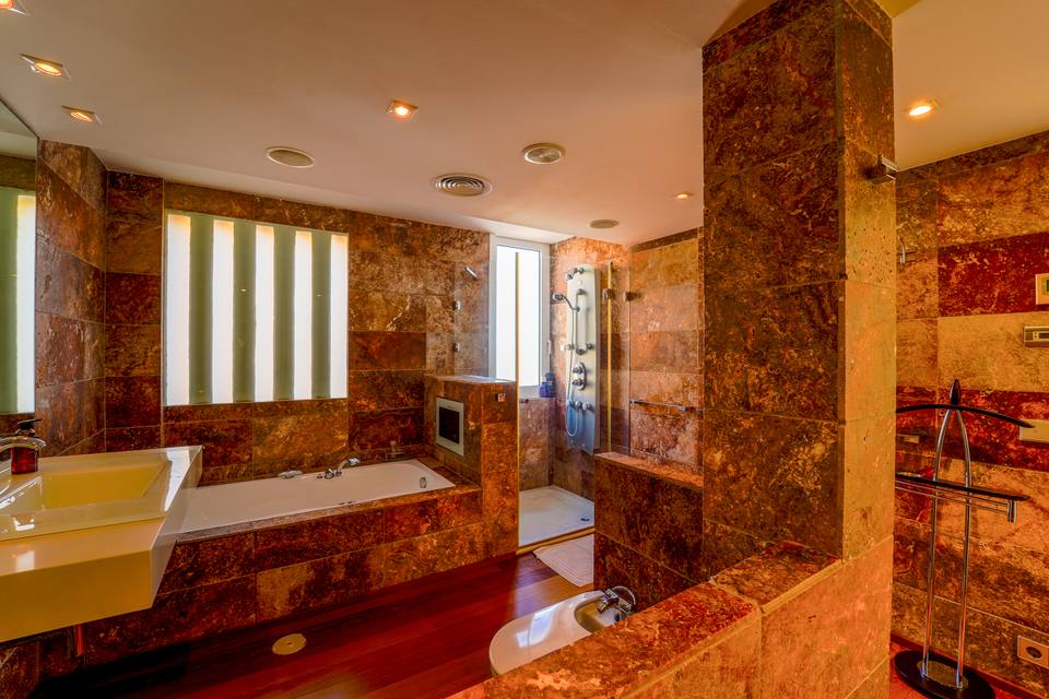 Exclusive Apartment in the Port