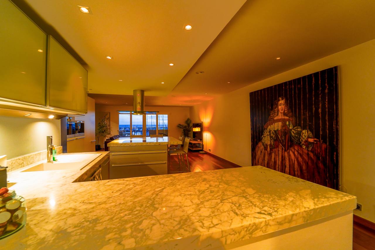 Exclusive Apartment in the Port