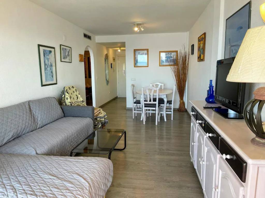 Sunrise Beachfront Apartment by the Marina