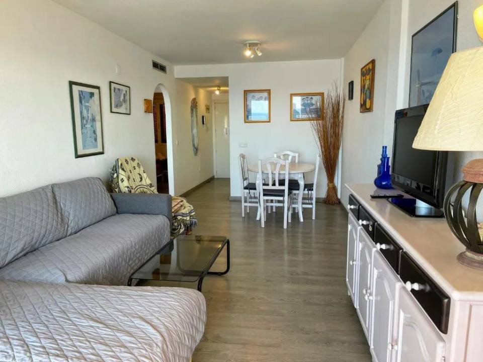 Sunrise Beachfront Apartment by the Marina
